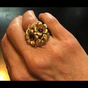 Vintage Adjus. Purple Stones GoldTone Floral Ring